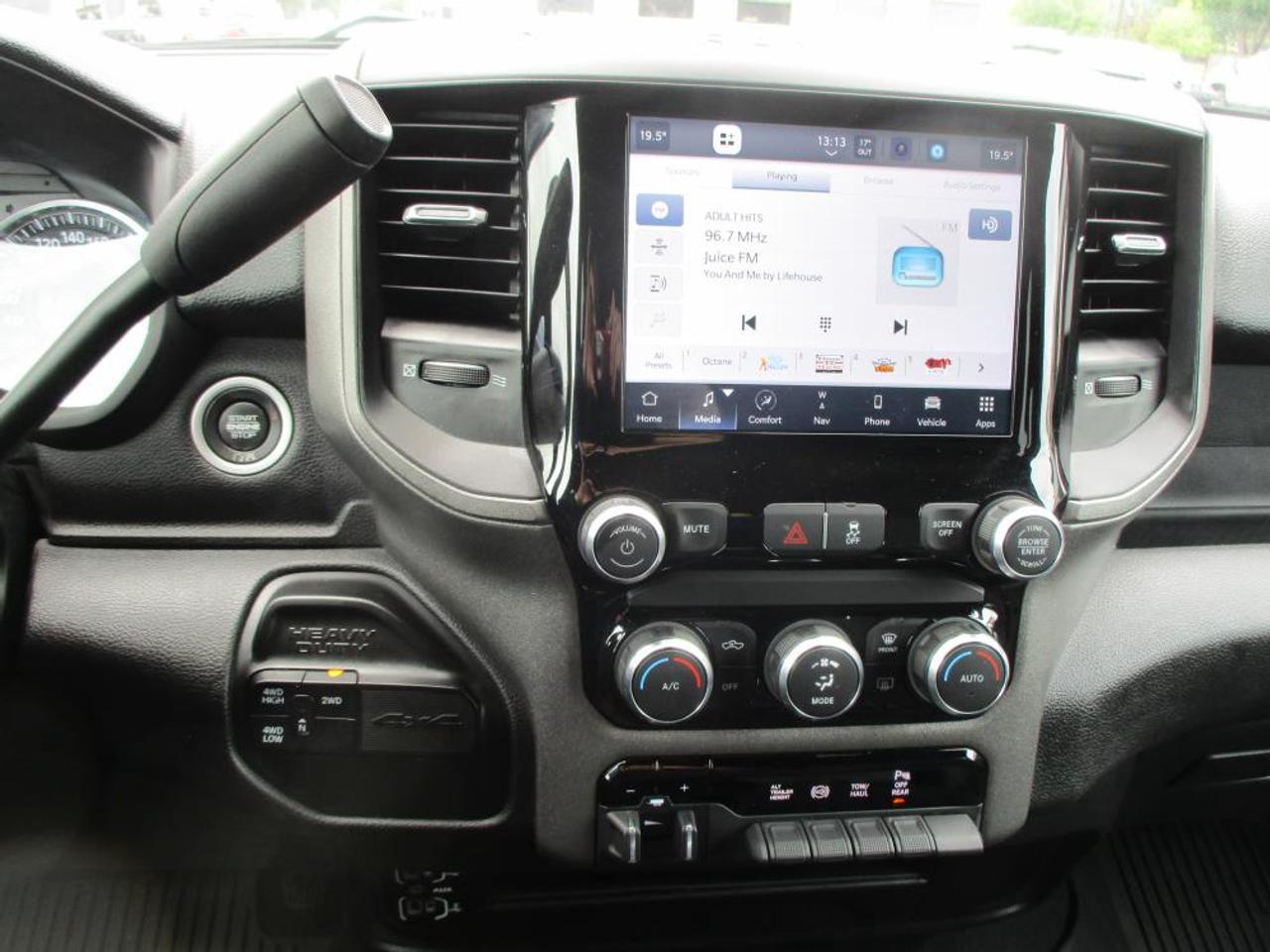 2022 RAM 3500 TRADESMAN CREW 4X4 - Photo #21