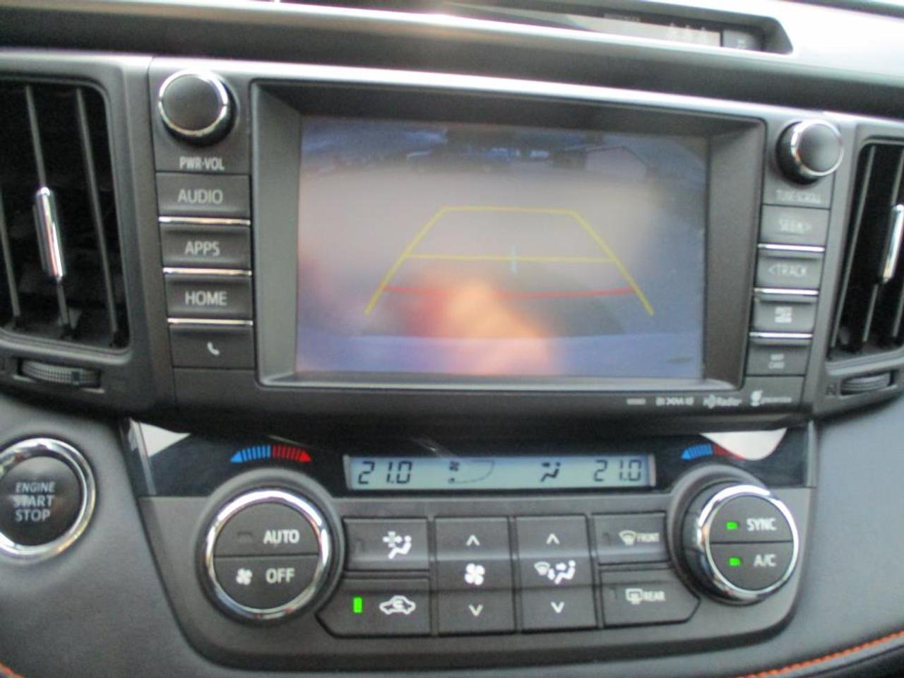2018 Toyota RAV4 SE AWD Photo
