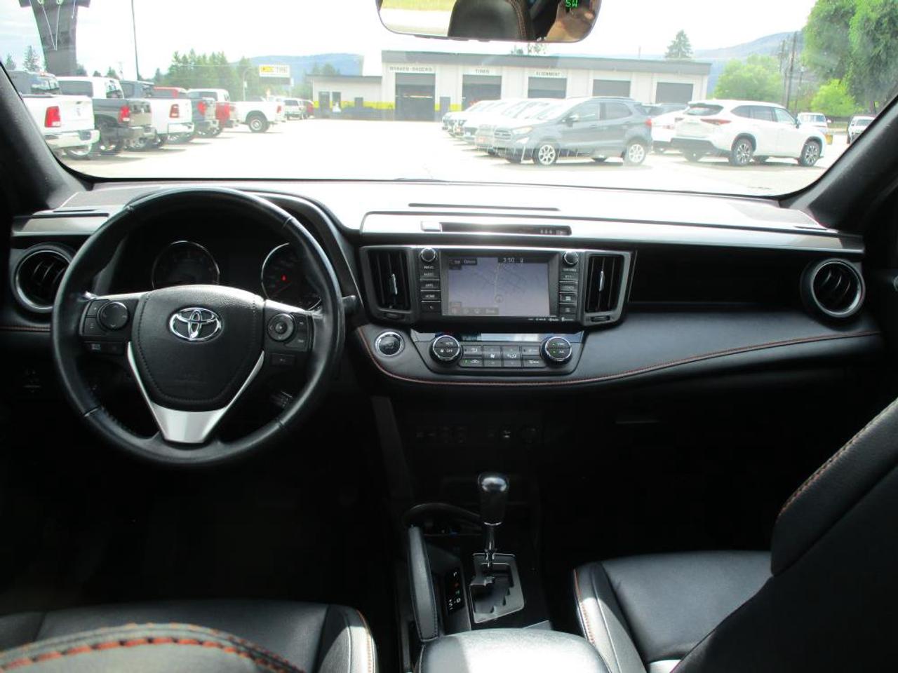 2018 Toyota RAV4 SE AWD - Photo #19