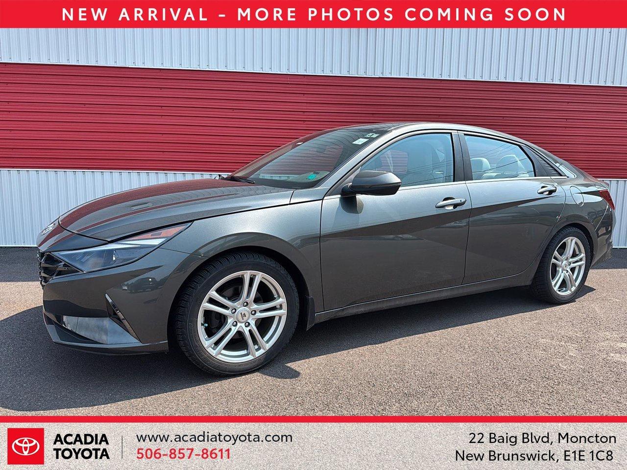 Used 2023 Hyundai Elantra Hybrid Luxury for sale in Moncton, NB