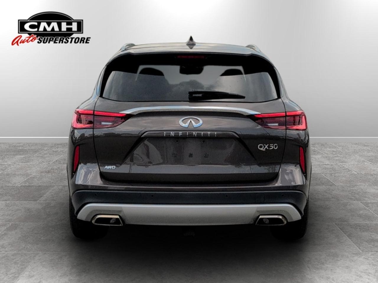 2019 Infiniti QX50 Sensory AWD  **CLEAN CARFAX** Photo3