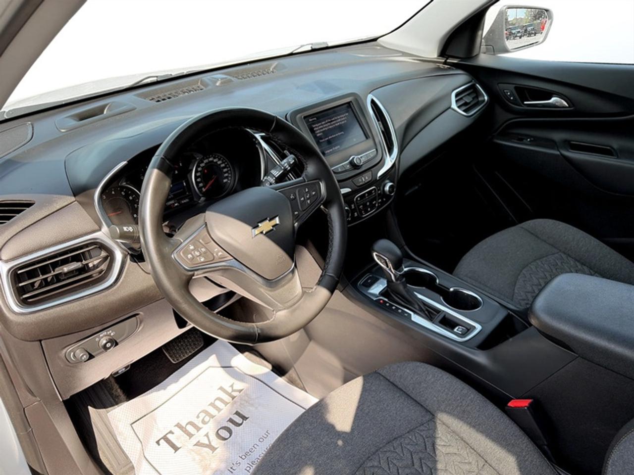 2024 Chevrolet Equinox LT  **CLEAN CARFAX** Photo
