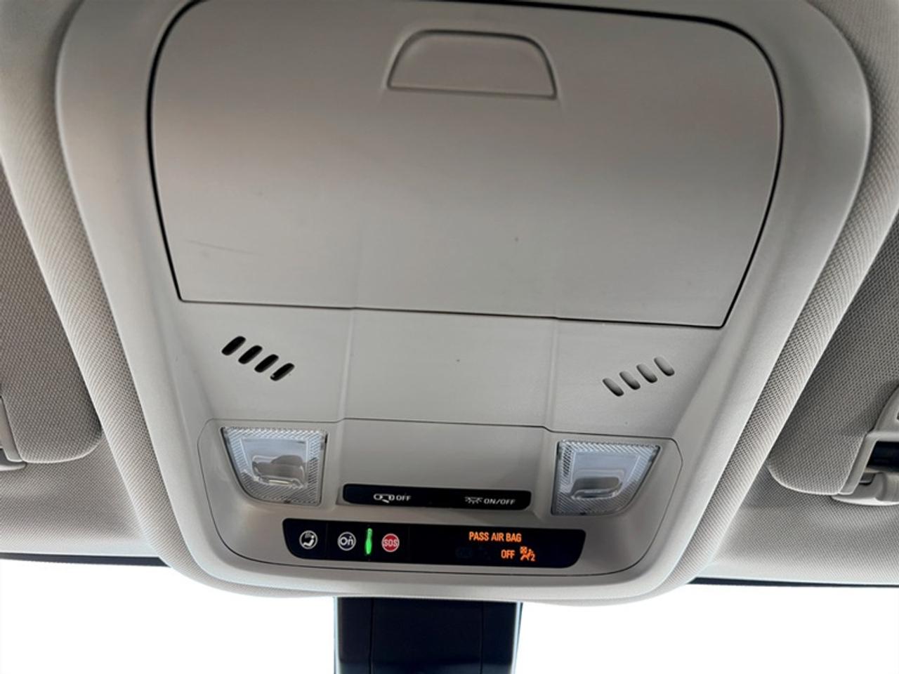 2024 Chevrolet Equinox LT  **CLEAN CARFAX** Photo
