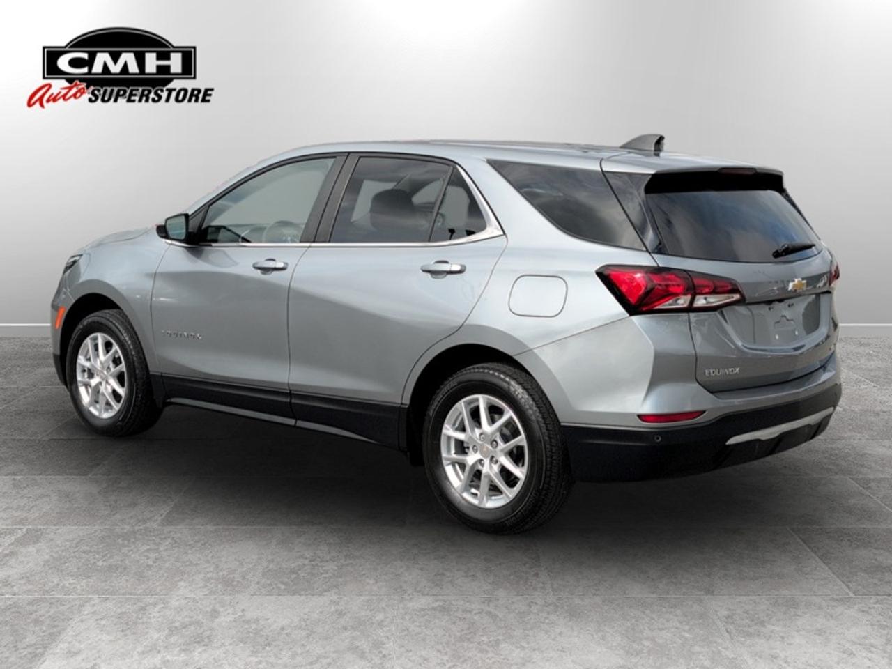 2024 Chevrolet Equinox LT  **CLEAN CARFAX** Photo