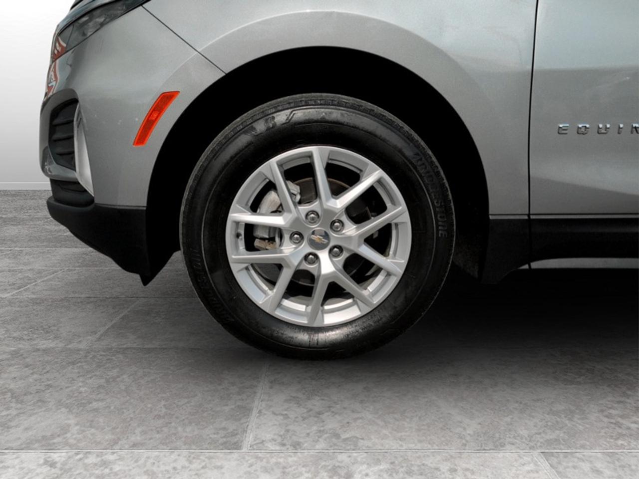 2024 Chevrolet Equinox LT  **CLEAN CARFAX** Photo