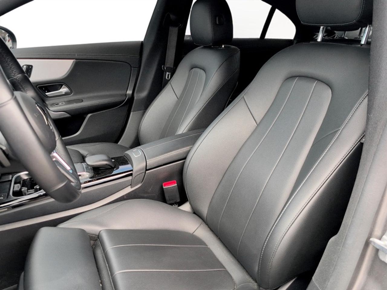 2023 Mercedes-Benz CLA-Class 250 4MATIC®  *CLEAN CF - LOW KMS* Photo