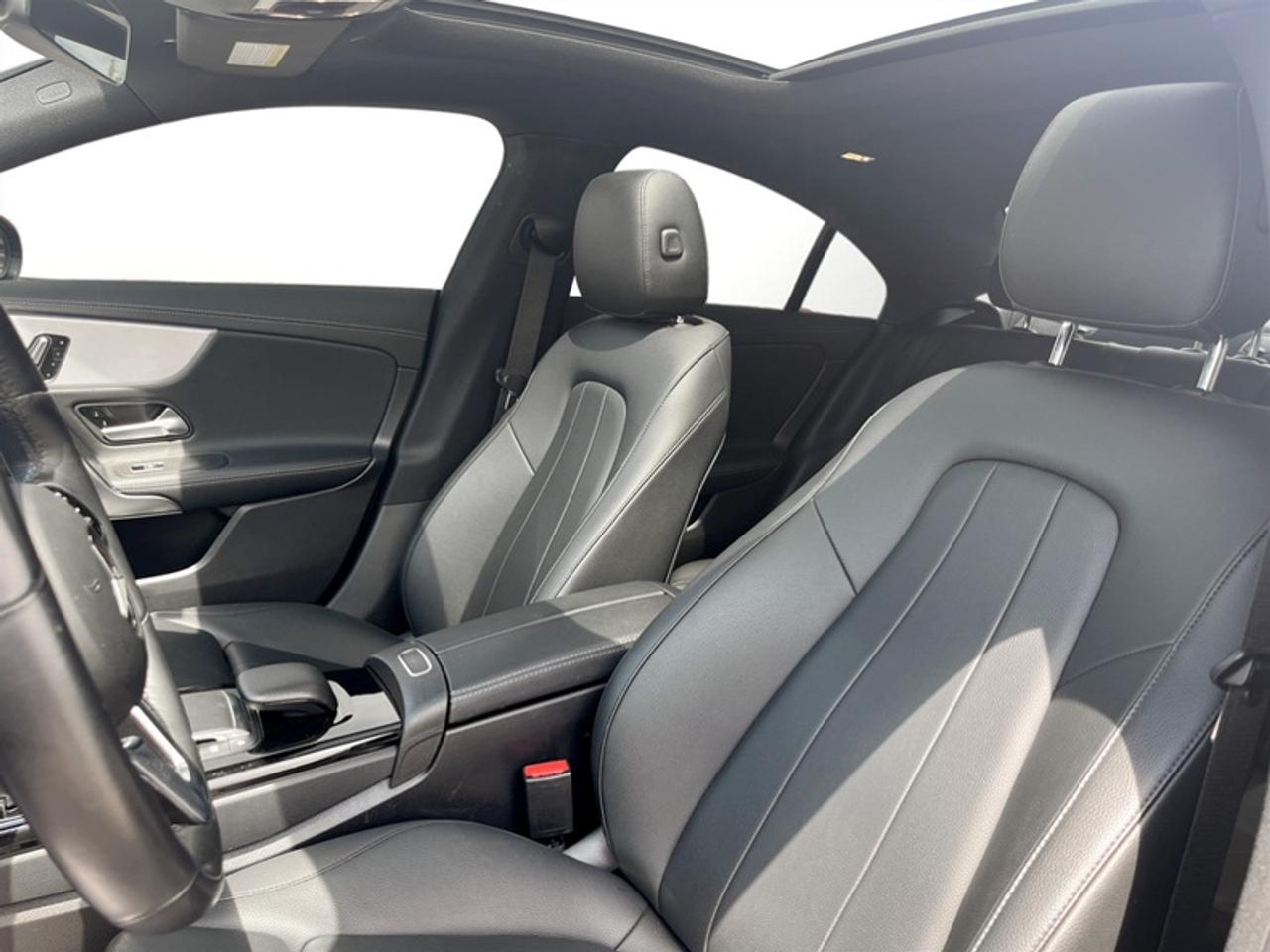 2023 Mercedes-Benz CLA-Class 250 4MATIC®  *CLEAN CF - LOW KMS* Photo