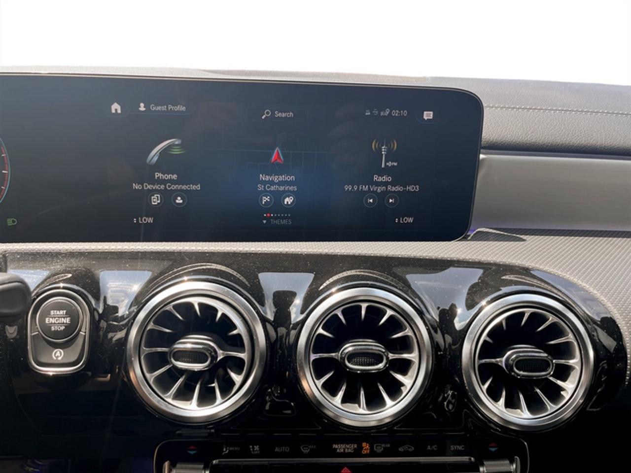 2023 Mercedes-Benz CLA-Class 250 4MATIC®  *CLEAN CF - LOW KMS* Photo