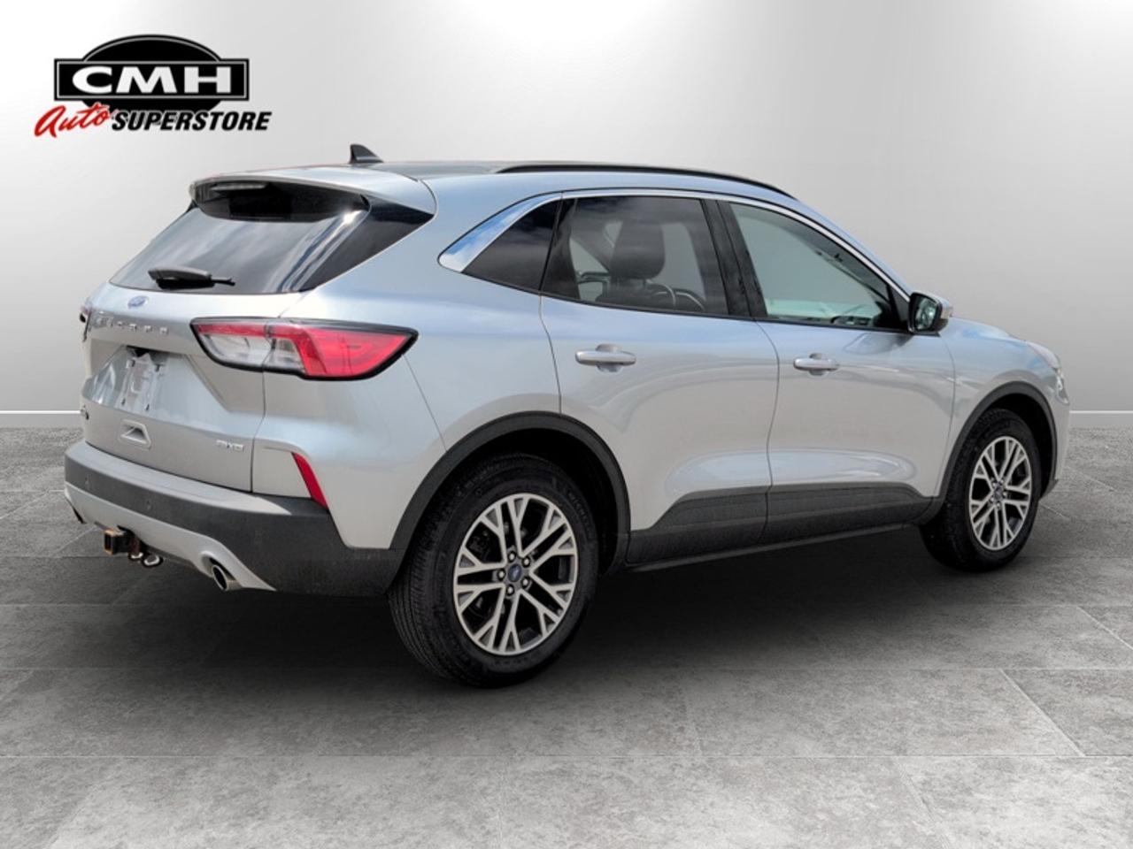 2022 Ford Escape SEL w/Pano Roof  *CLEAN CARFAX - LOW KMS* Photo