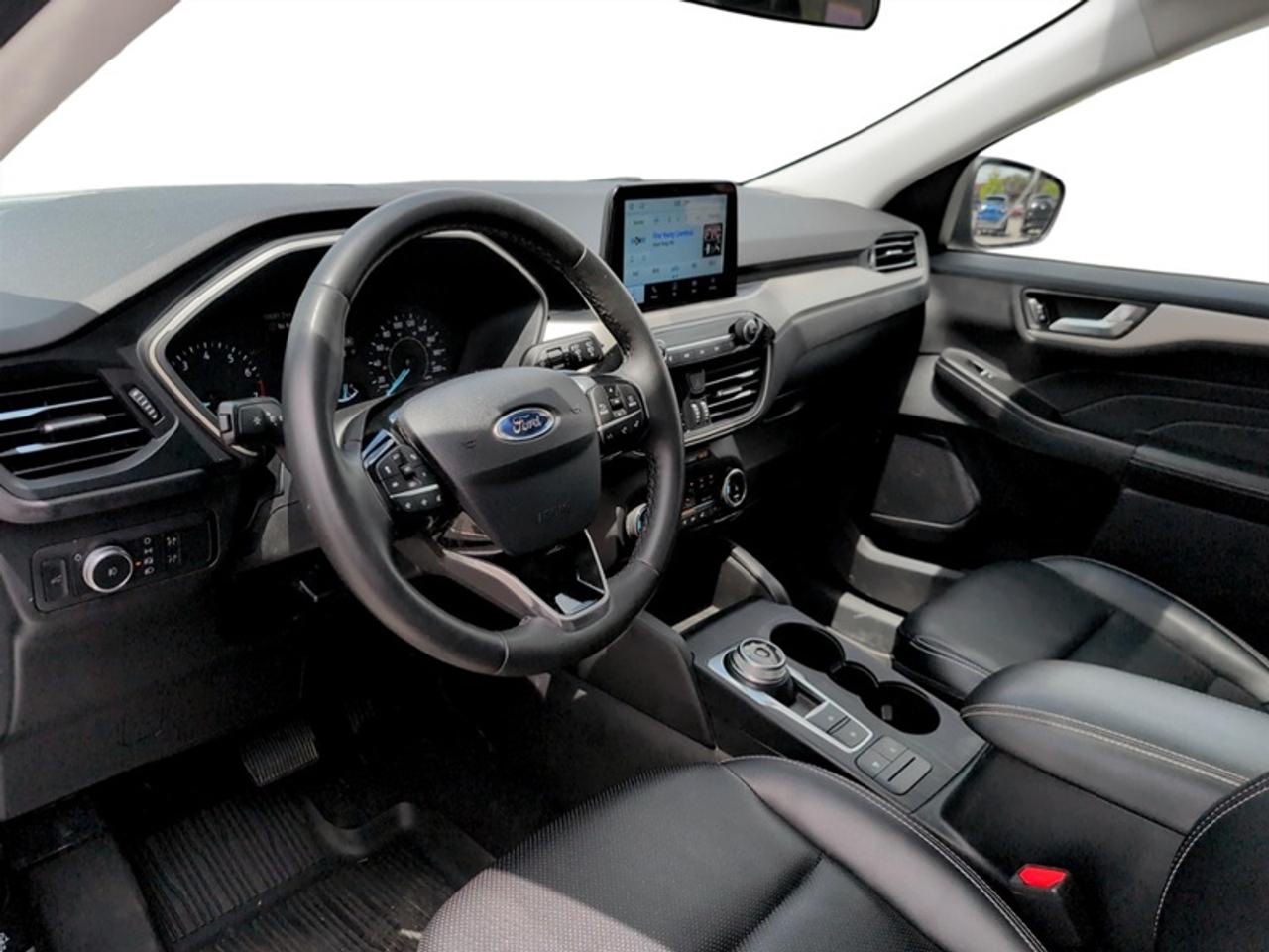 2022 Ford Escape SEL w/Pano Roof  *CLEAN CARFAX - LOW KMS* Photo