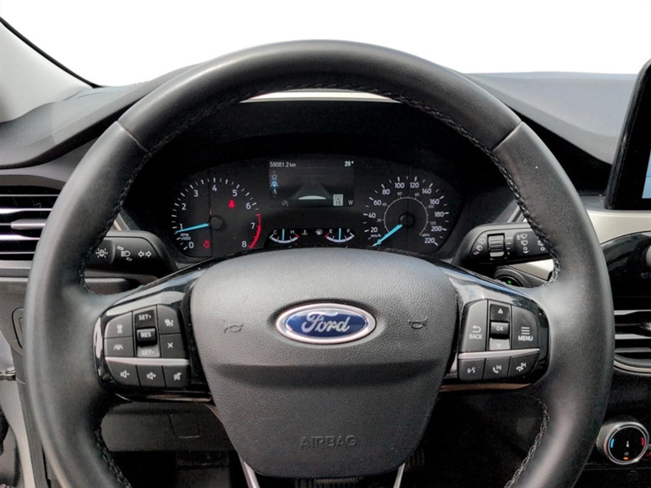 2022 Ford Escape SEL w/Pano Roof  *CLEAN CARFAX - LOW KMS* Photo