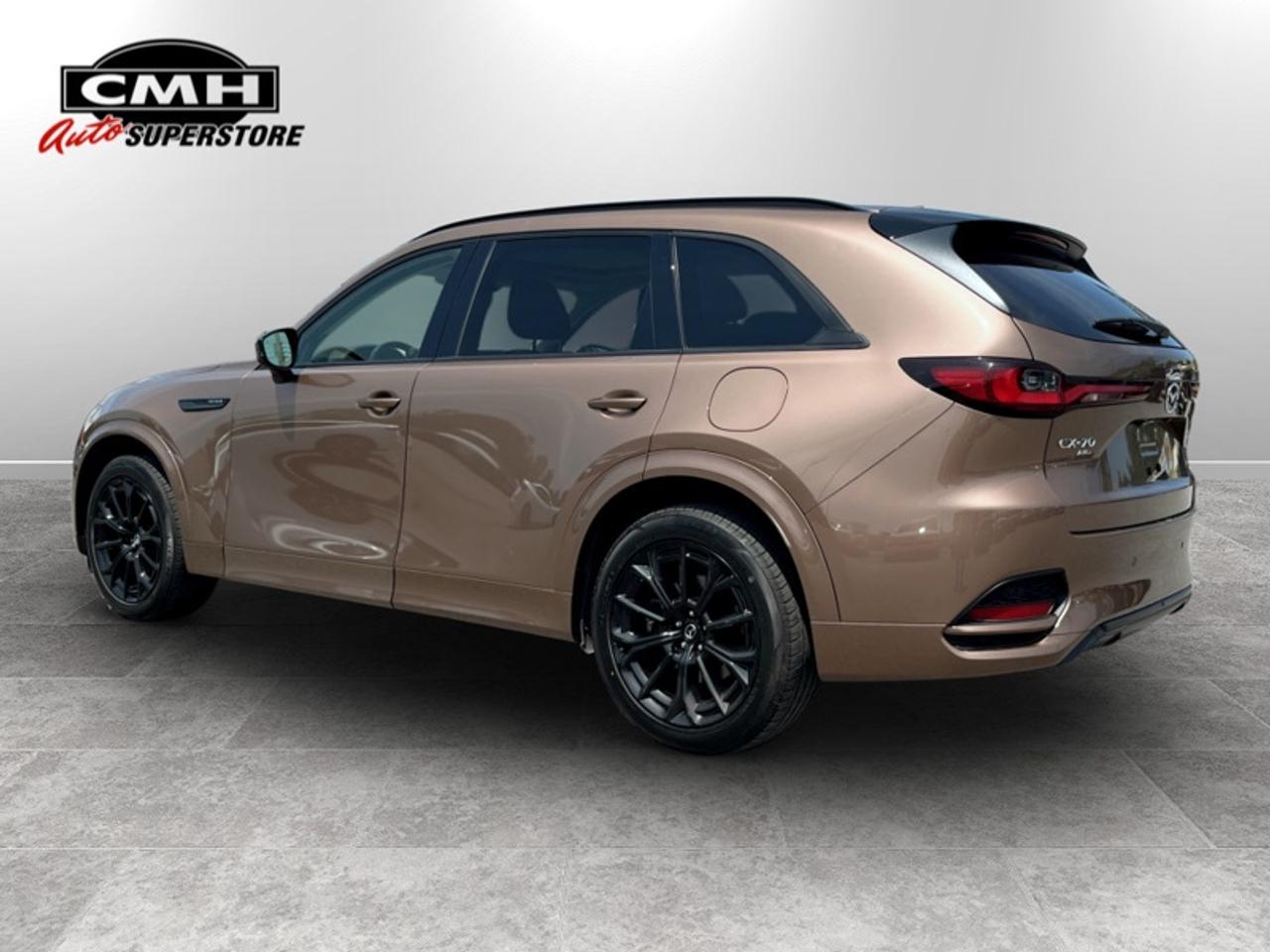 2025 Mazda CX-70 MHEV GT  **CLEAN CARFAX** Photo