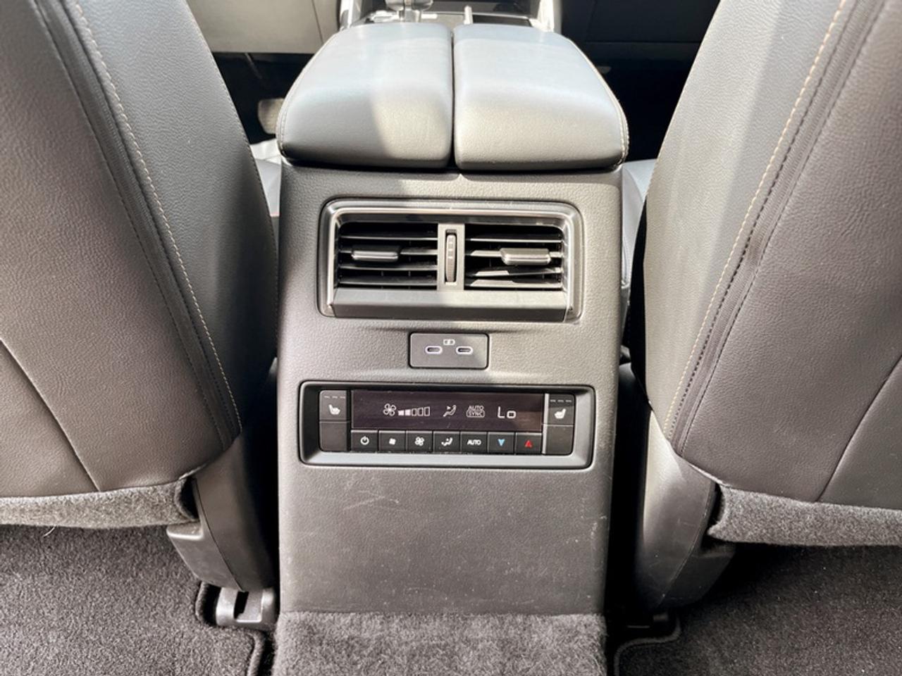 2025 Mazda CX-70 MHEV GT  **CLEAN CARFAX** Photo