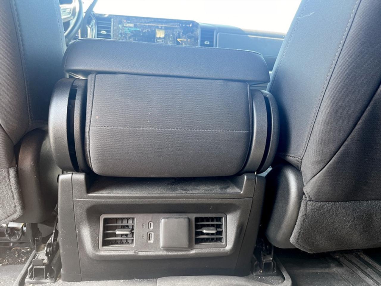 2023 Chevrolet Silverado 1500 LT  **CLEAN CARFAX** Photo
