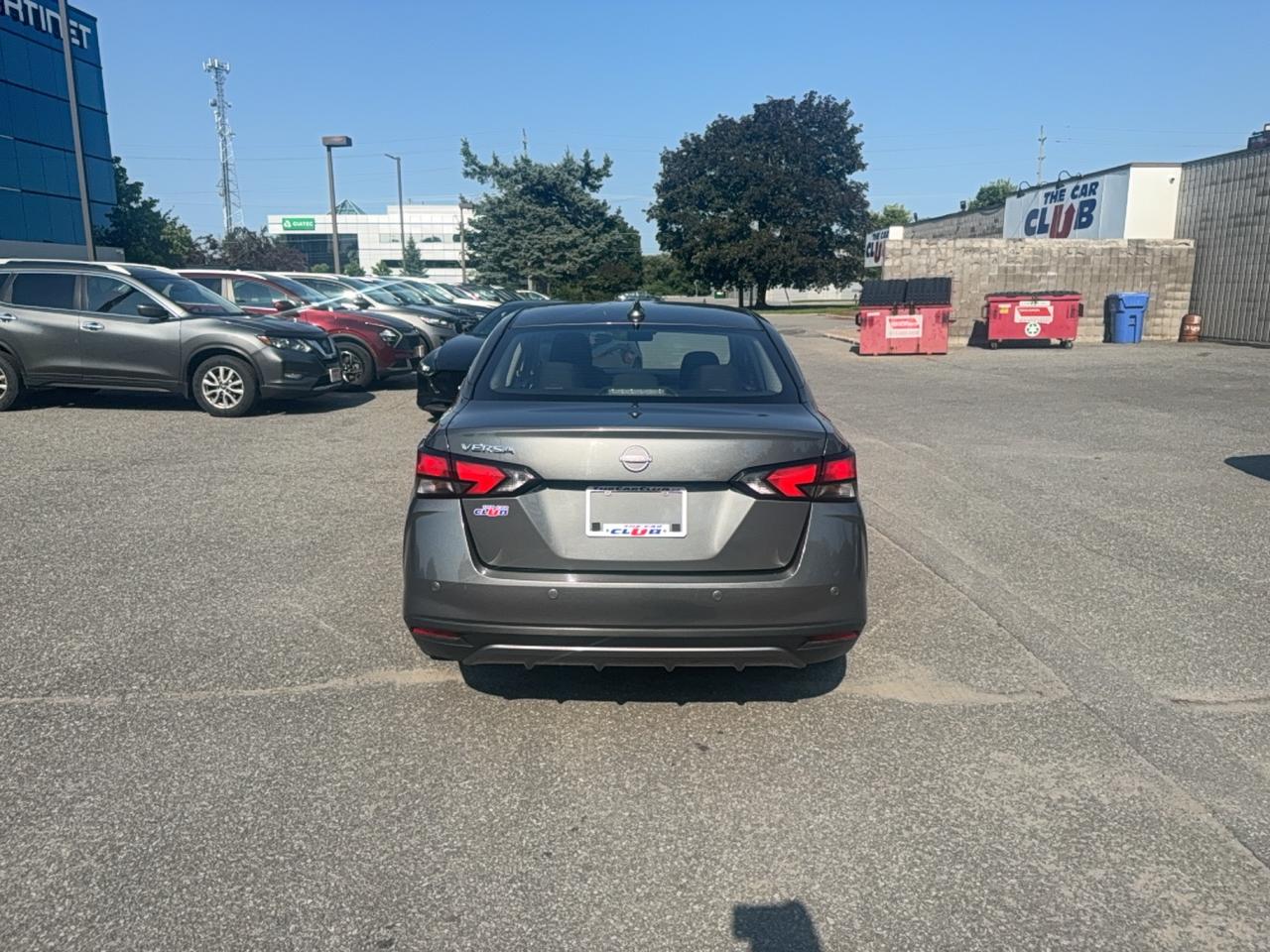 2025 Nissan Versa SV