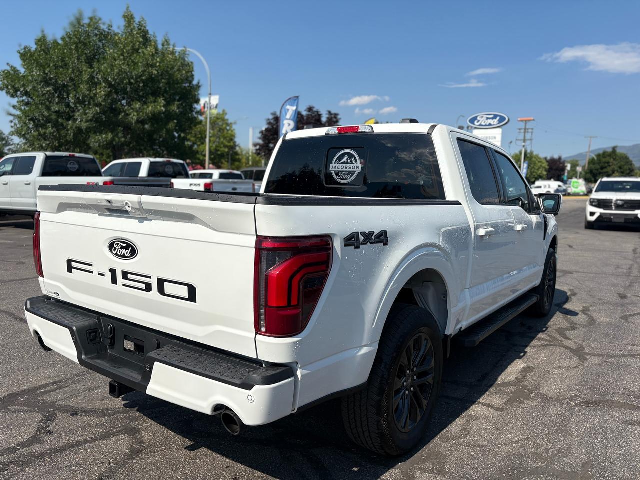 2026 Ford F-150 Lariat Photo4