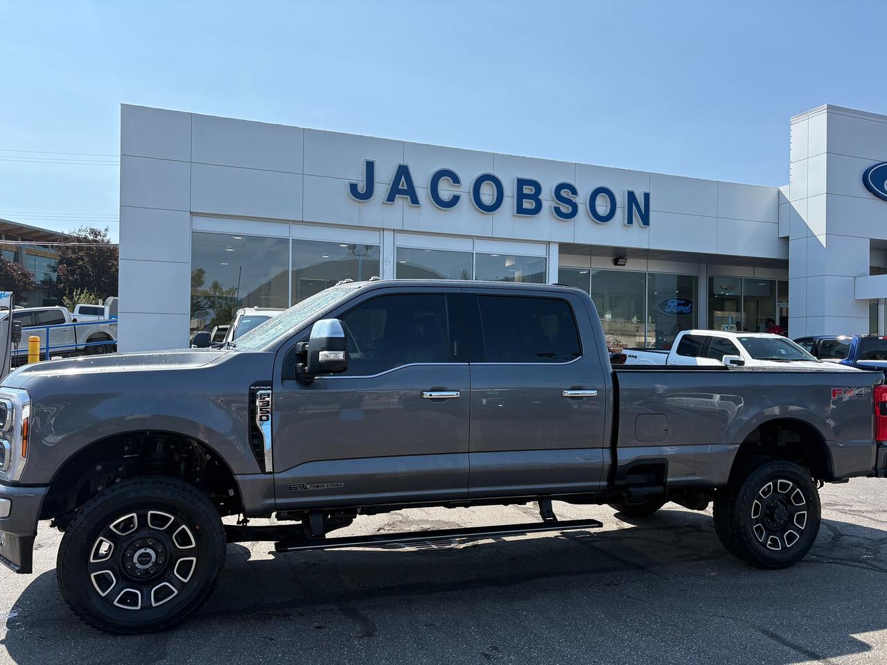 2024 Ford F-350 Super Duty SRW Platinum Photo1