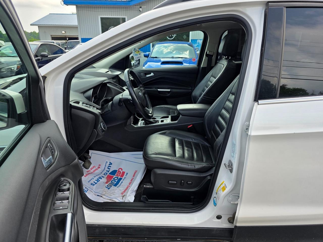 2017 Ford Escape SE 4WD Photo