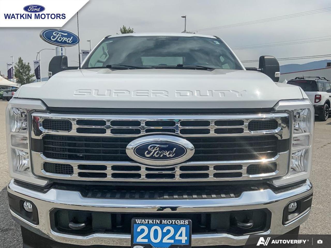 2024 Ford F-350 SuperCrew 4X4 XLT 6.7L POWER STROKE 176"WB Photo11