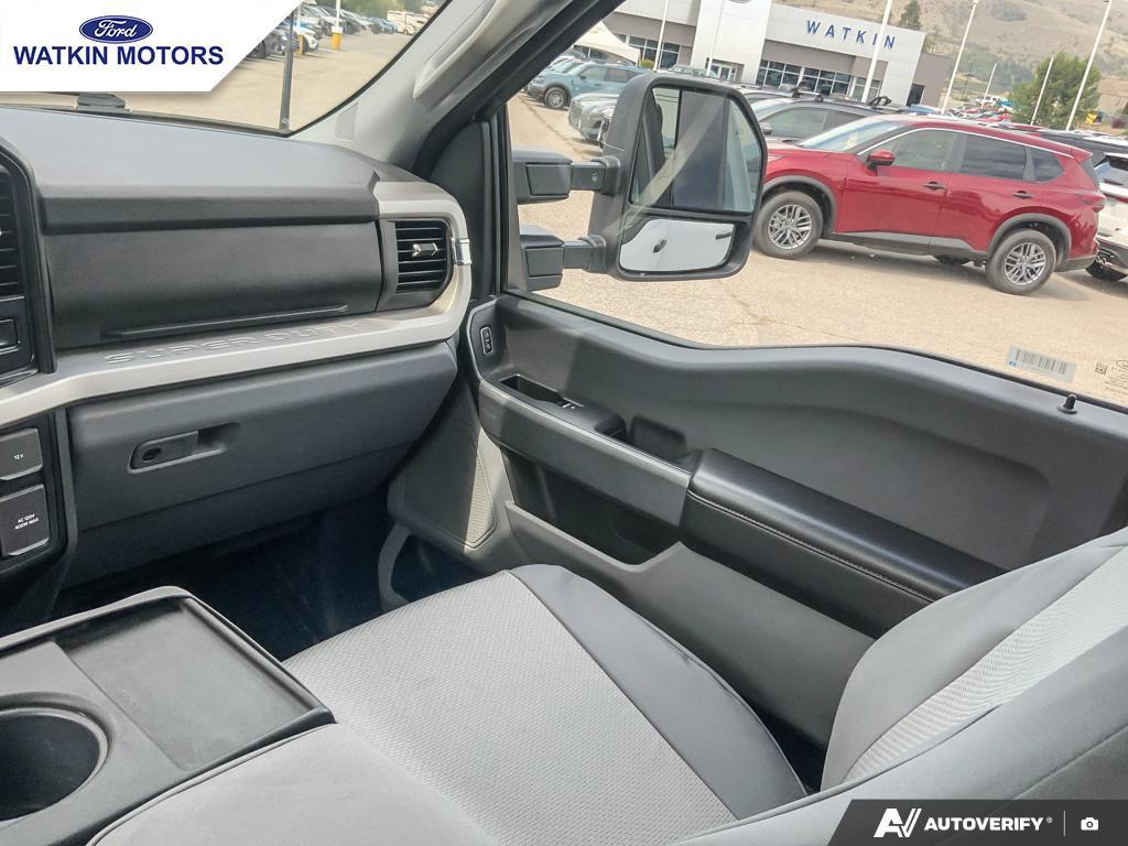 2024 Ford F-350 photo 28