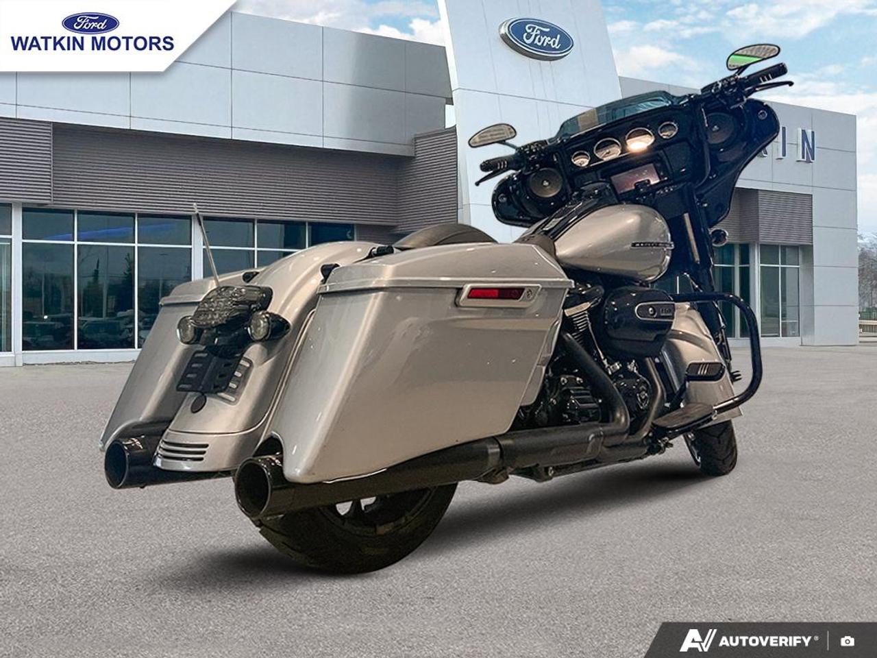 2019 Harley-Davidson Street Glide Special FLHXS Photo3