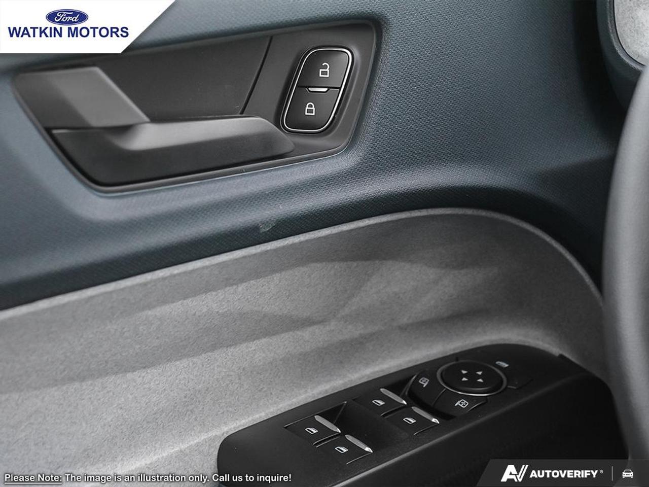 2026 Ford Maverick XLT Photo15