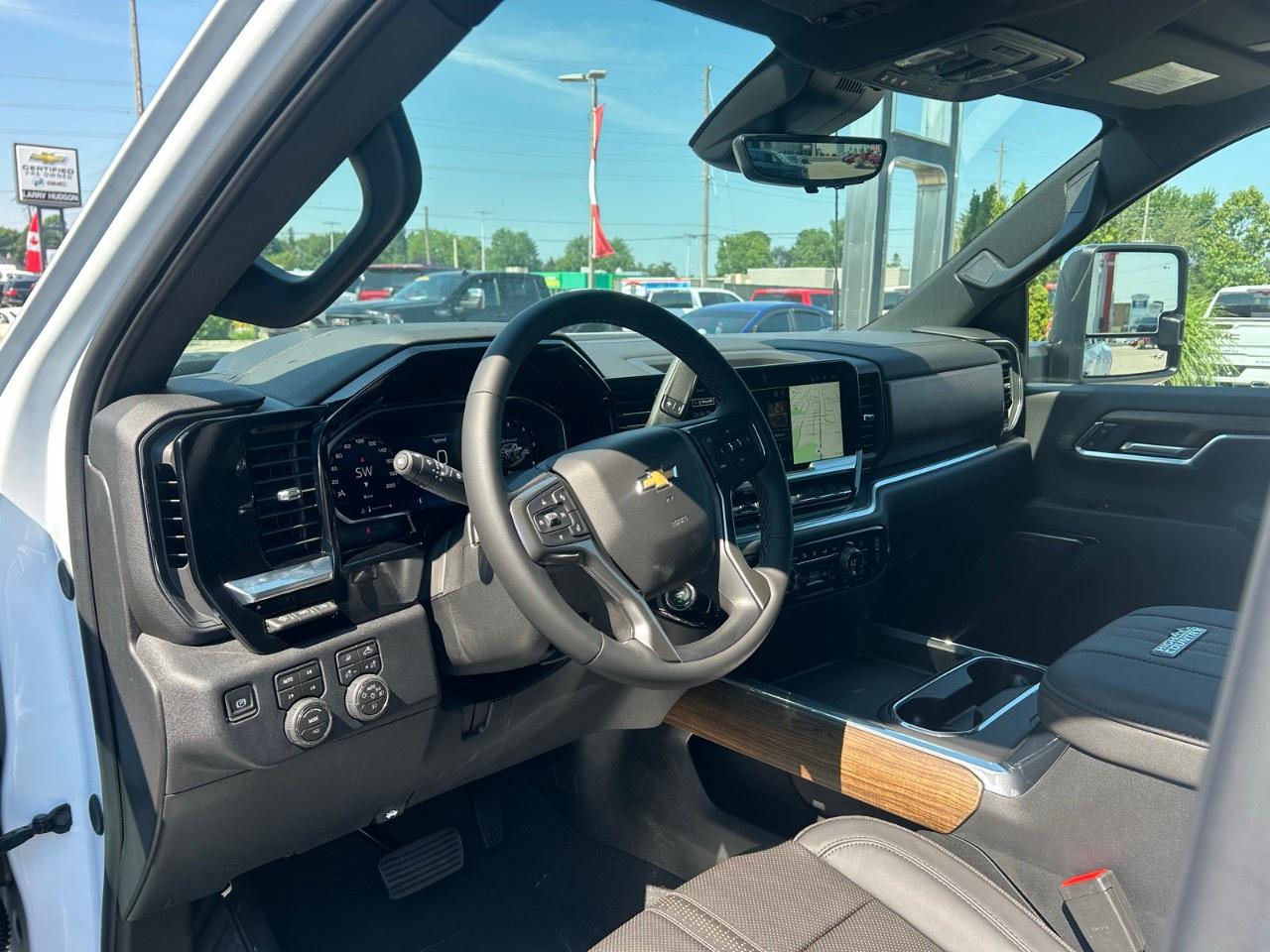 2026 Chevrolet Silverado 3500HD 4WD Crew Cab Long Box High Country Photo