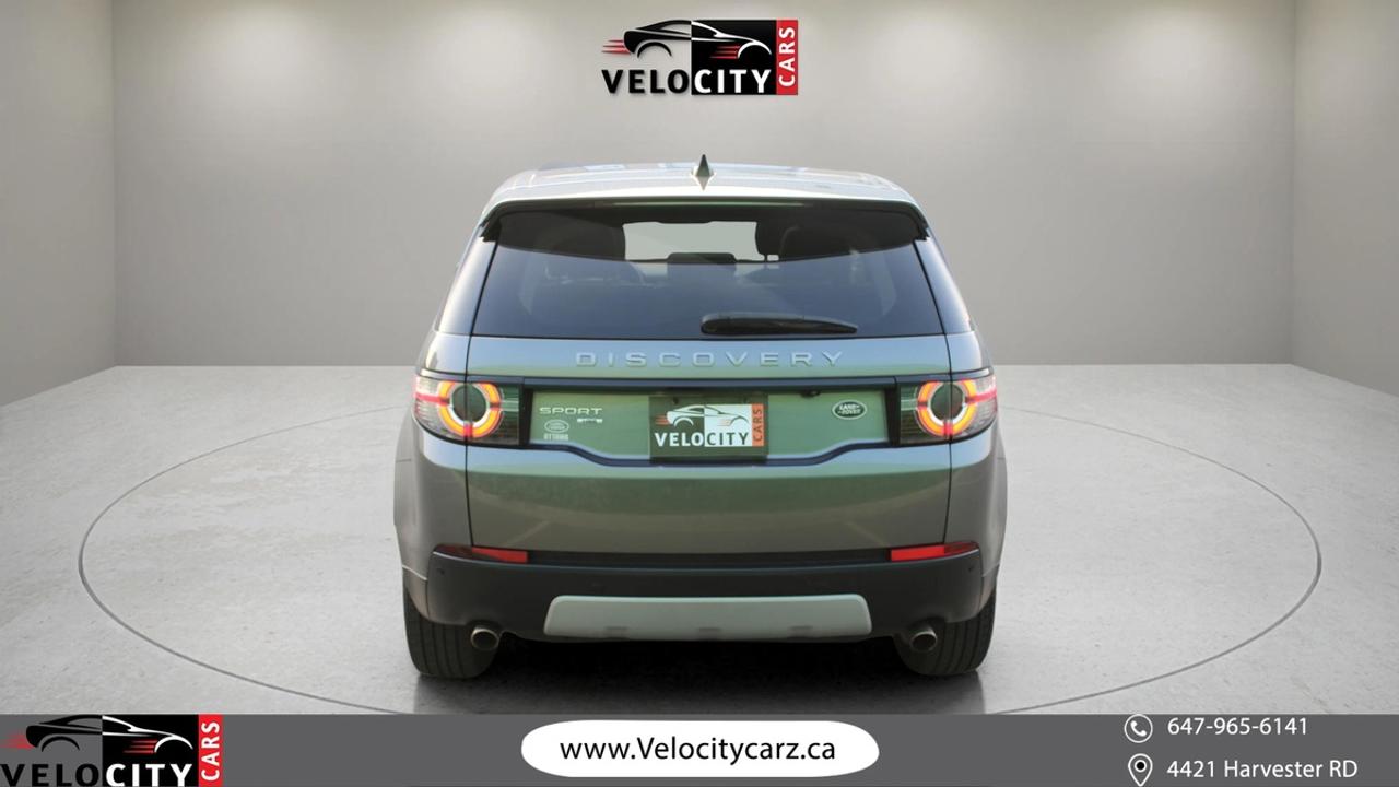 2017 Land Rover Discovery Sport HSE Photo
