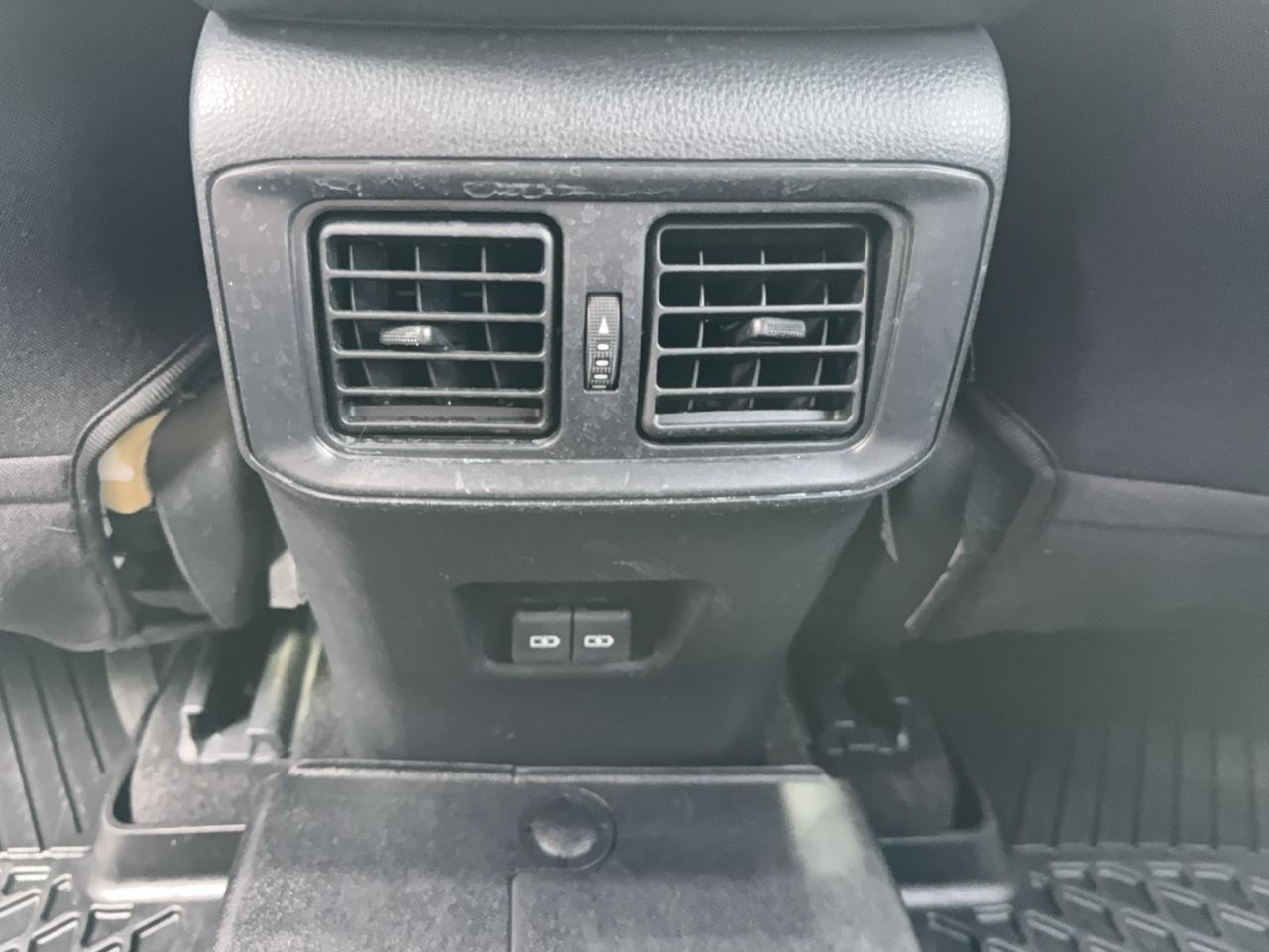 2023 Toyota RAV4 Plug-In Hybrid SE Photo