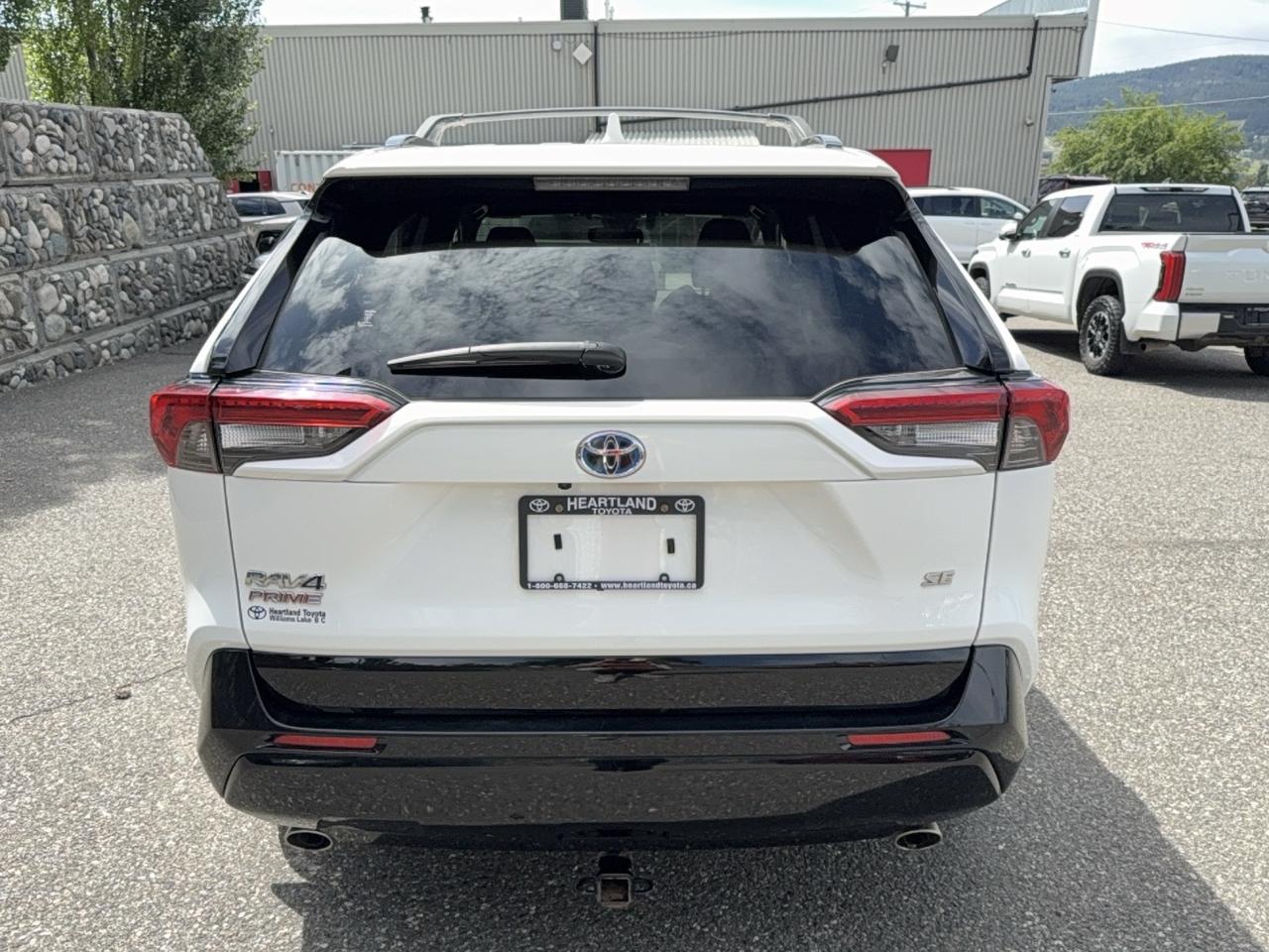 2023 Toyota RAV4 Plug-In Hybrid SE Photo