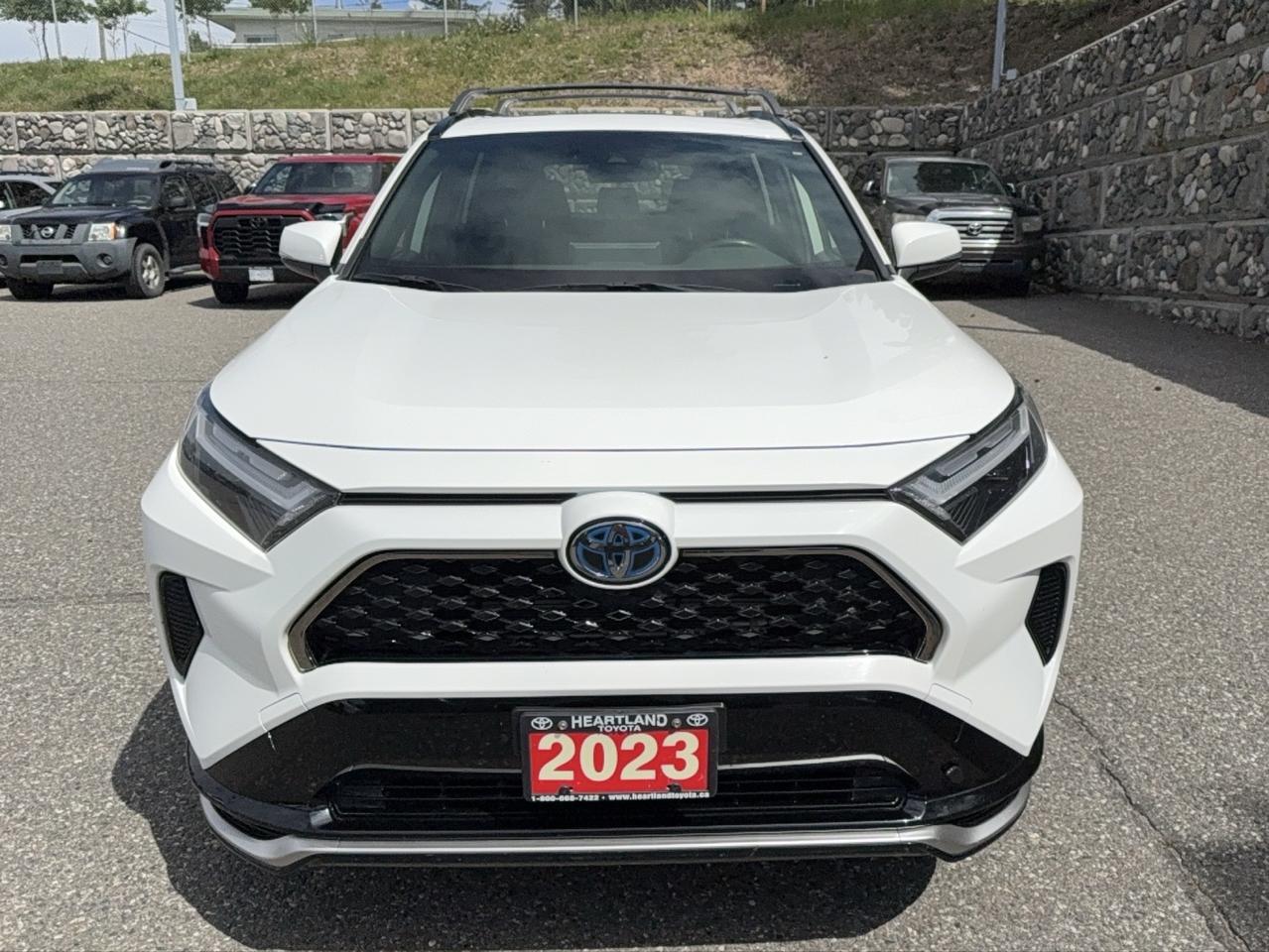 2023 Toyota RAV4 Plug-In Hybrid SE Photo1