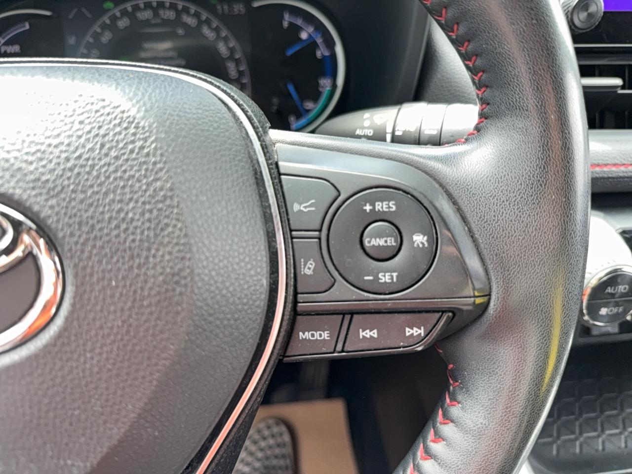 2023 Toyota RAV4 Prime SE Photo
