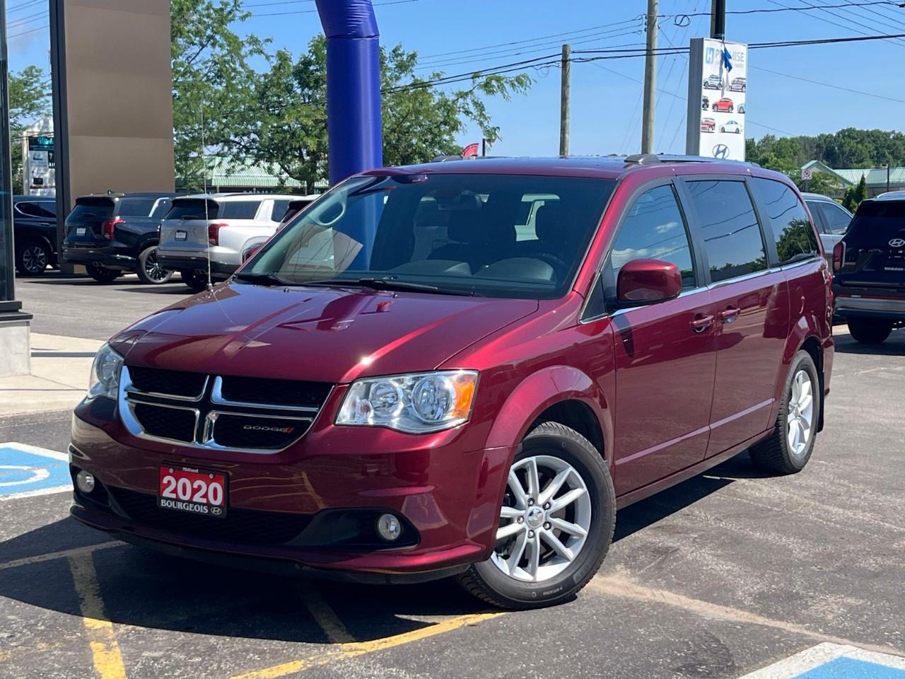 Used 2020 Dodge Grand Caravan Premium Plus 2WD for sale in Midland, ON