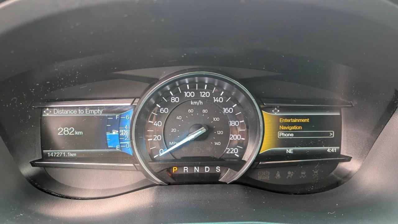2017 Ford Explorer FWD 4dr XLT Photo