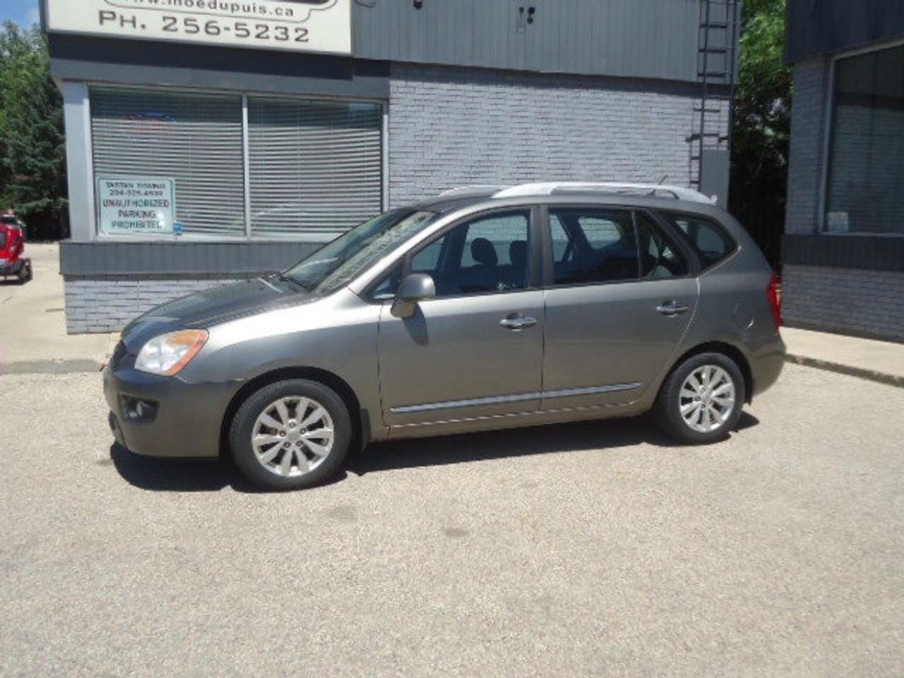 Used 2011 Kia Rondo EX ONLY 156 000KMS!! for sale in Winnipeg, MB