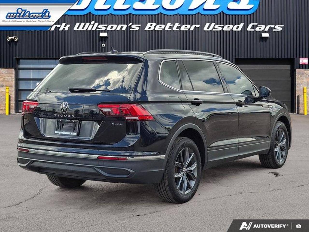 2022 Volkswagen Tiguan Comfortline AWD | Leather | Sunroof | Heated Seats | Remote Start | Wireless Carplay | and More! Photo