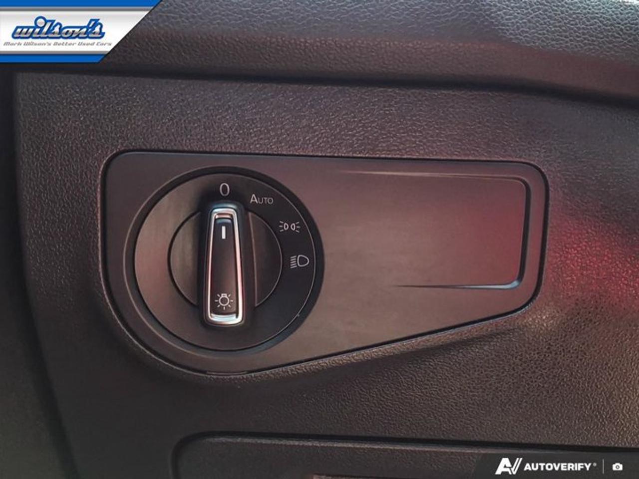 2022 Volkswagen Tiguan Comfortline AWD | Leather | Sunroof | Heated Seats | Remote Start | Wireless Carplay | and More! Photo