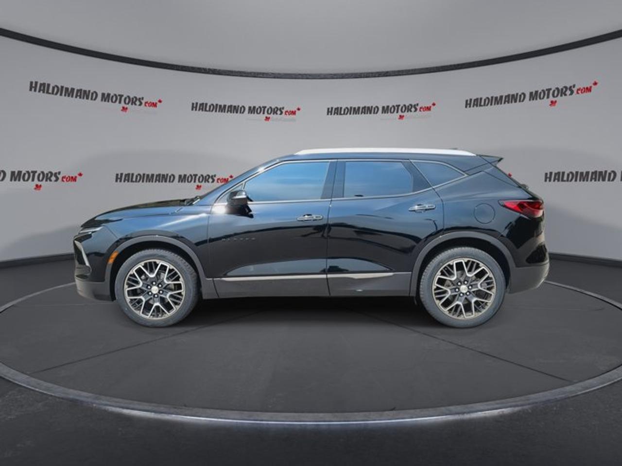 2023 Chevrolet Blazer Premier AWD | No Accidents | Leather Seats | Heated Steering Photo