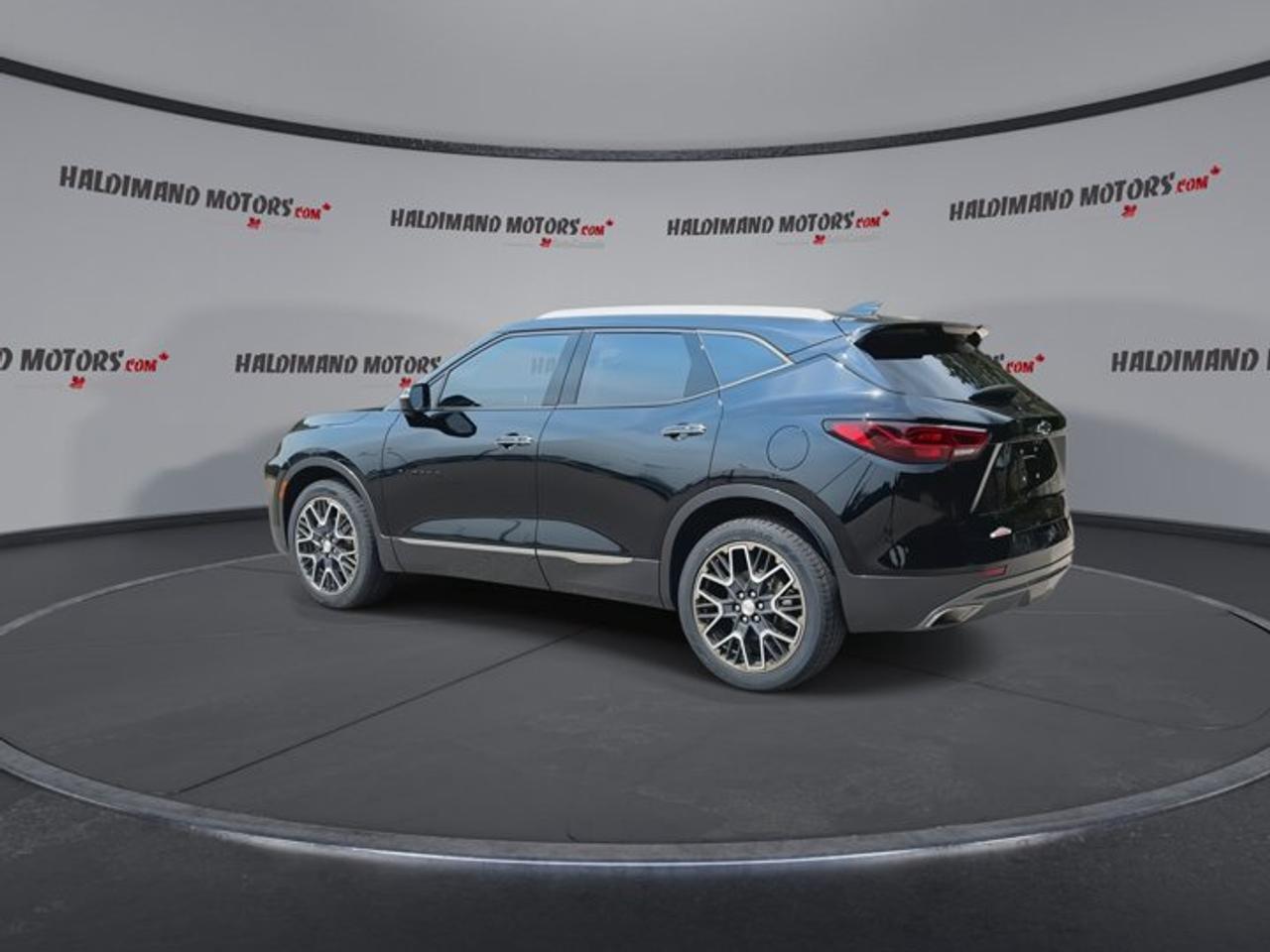 2023 Chevrolet Blazer Premier AWD | No Accidents | Leather Seats | Heated Steering Photo