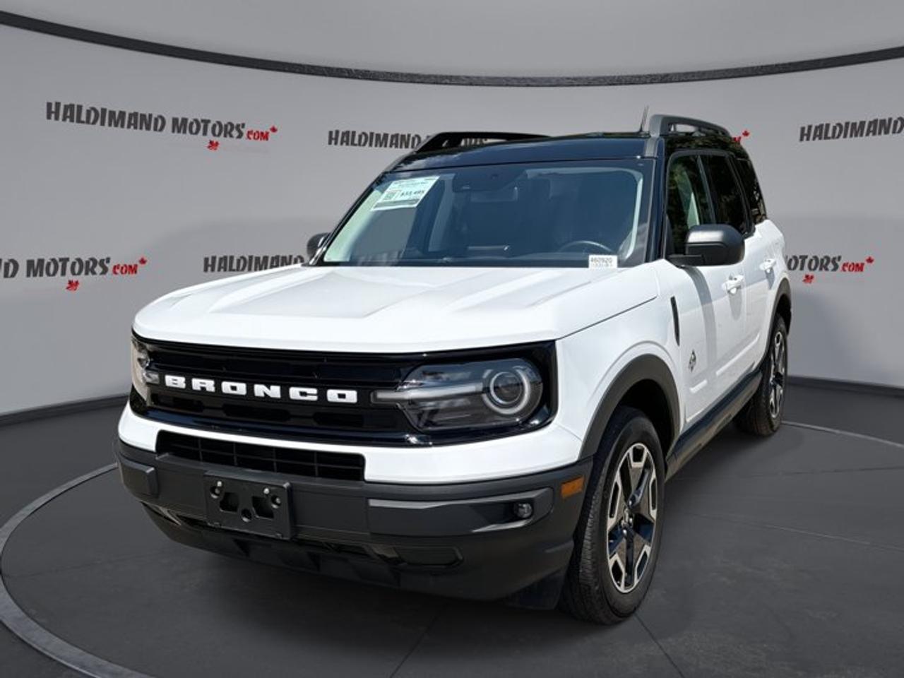 2024 Ford Bronco Sport Outer Banks 4x4 | Heated Steering Wheel Photo
