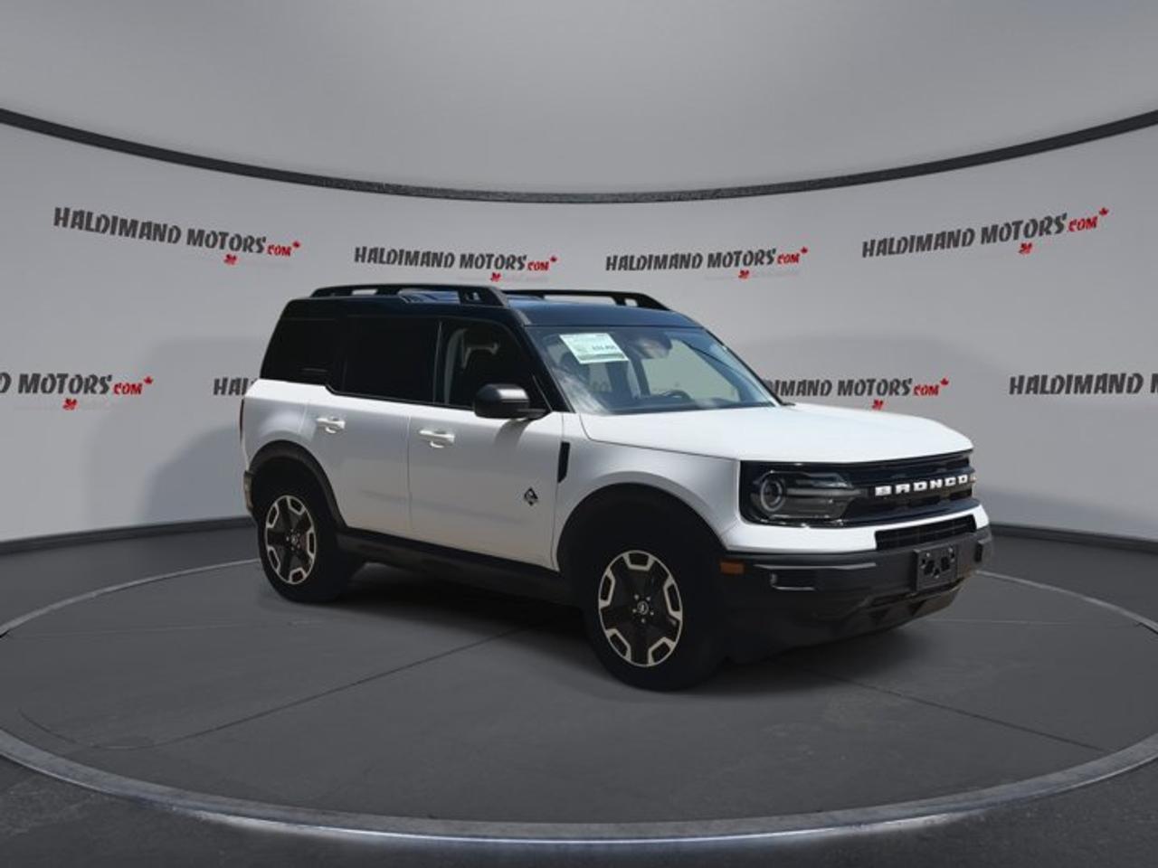 2024 Ford Bronco Sport Outer Banks 4x4 | Heated Steering Wheel Photo