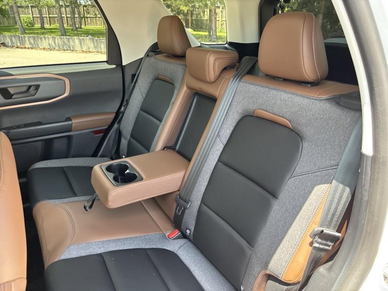2024 Ford Bronco Sport Outer Banks 4x4 | Heated Steering Wheel Photo