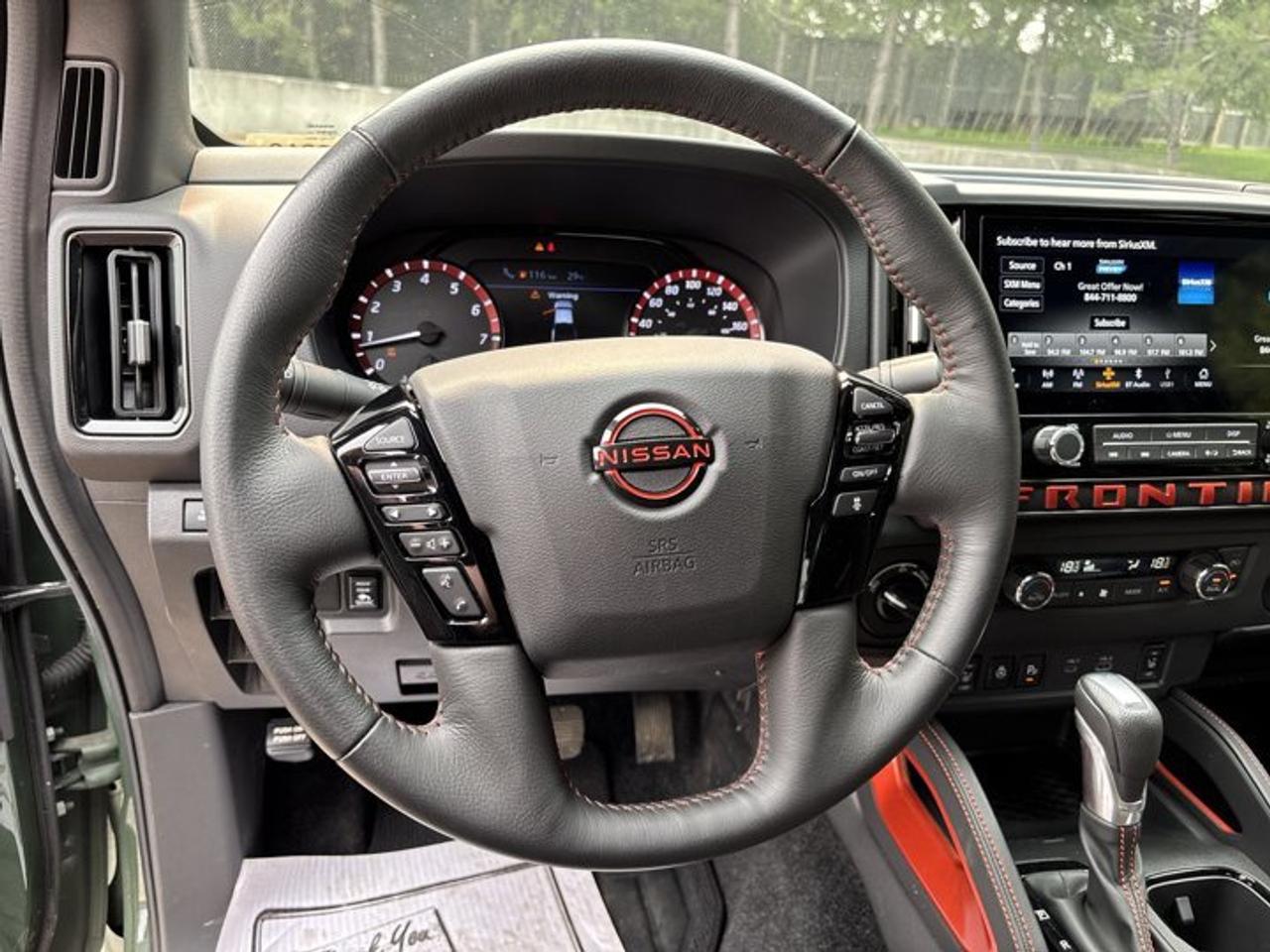 2025 Nissan Frontier PRO-4X Crew Cab 4x4 | No Accidents | Heated Steering Photo
