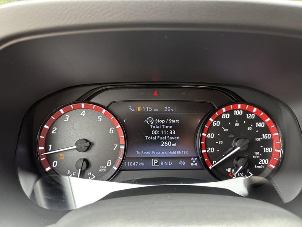 2025 Nissan Frontier PRO-4X Crew Cab 4x4 | No Accidents | Heated Steering Photo