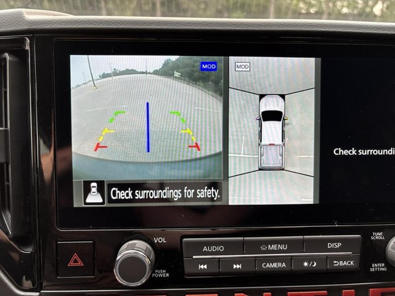 2025 Nissan Frontier PRO-4X Crew Cab 4x4 | No Accidents | Heated Steering Photo