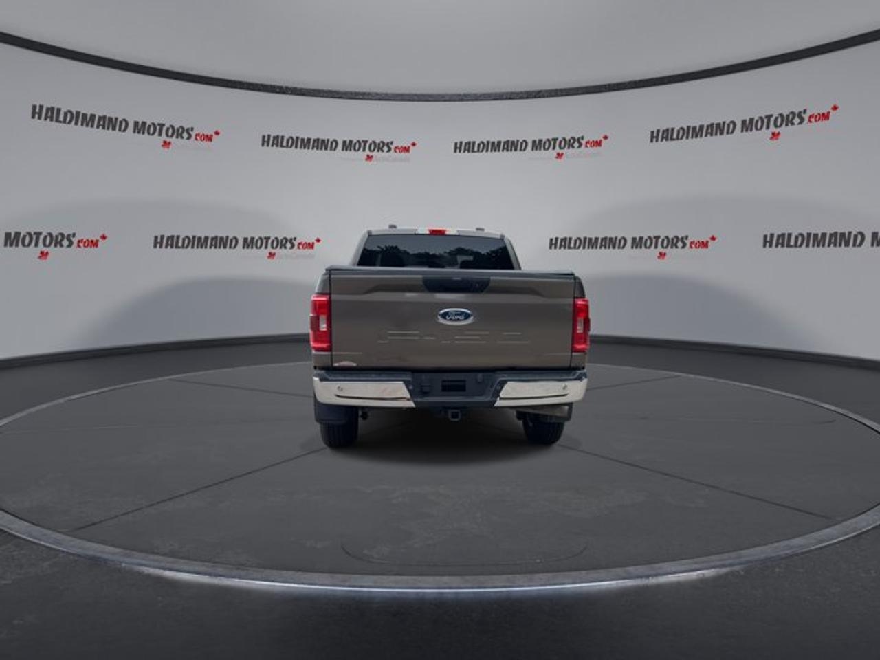 2022 Ford F-150 XLT SuperCrew 6.5' Box 4wd Photo