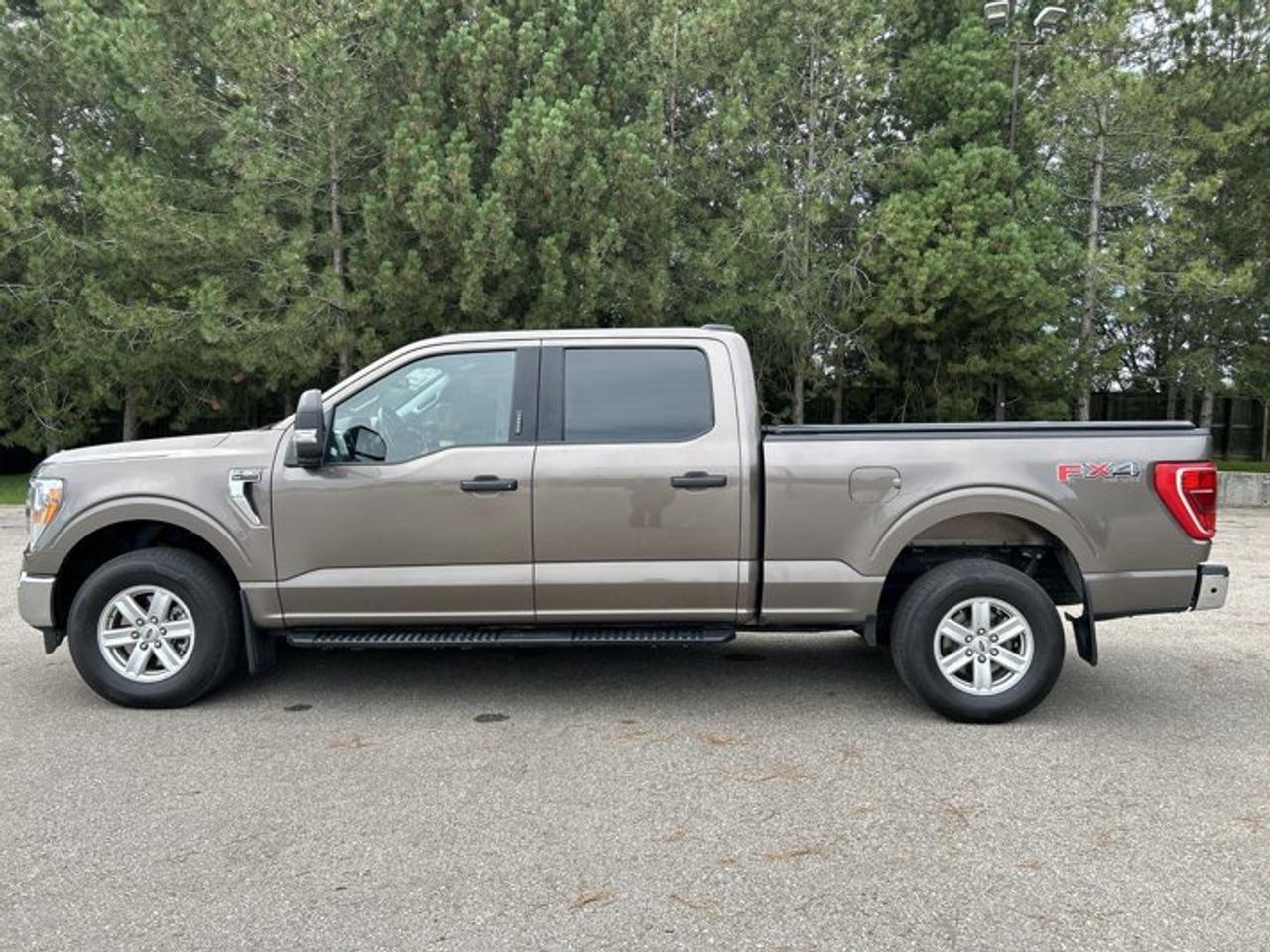 2022 Ford F-150 XLT SuperCrew 6.5' Box 4wd Photo