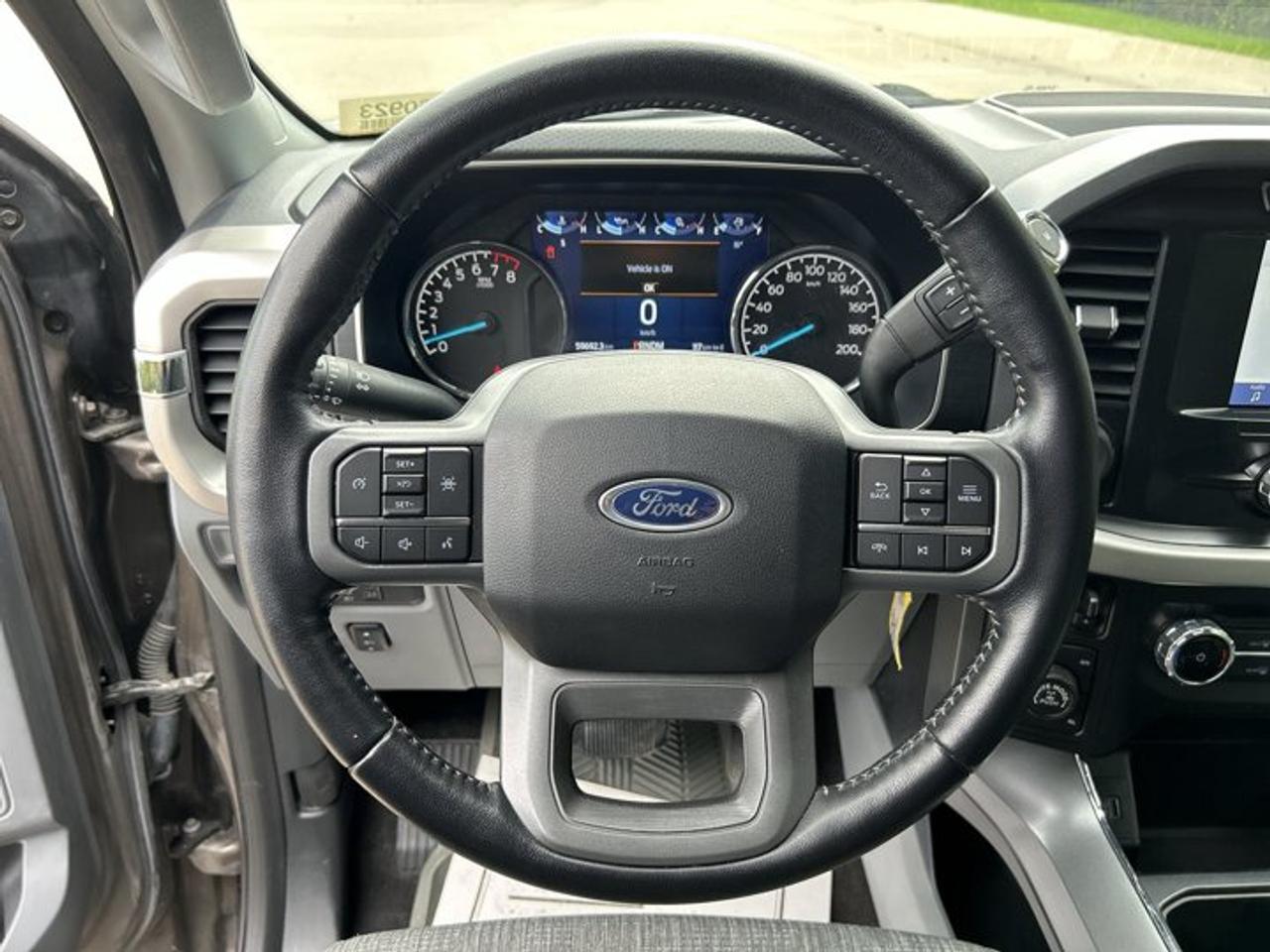 2022 Ford F-150 XLT SuperCrew 6.5' Box 4wd Photo