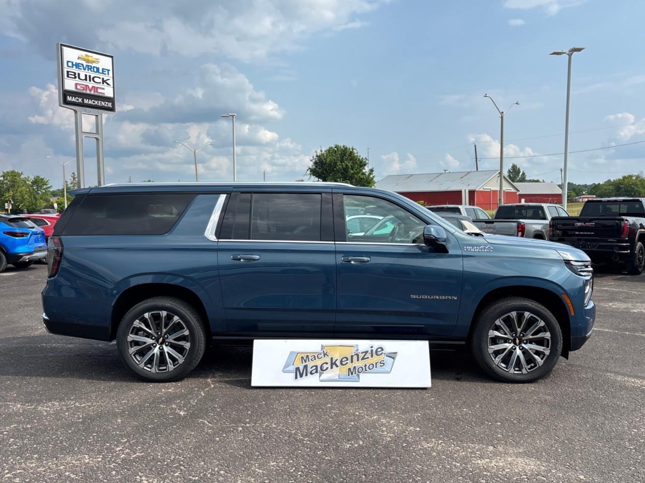 2026 Chevrolet Suburban High Country New Full Size 7 Passenger 4X4 SUV with Heated and Ventilated Front Seats, Heated Second Row Seats, Heated Steering Wheel, Max Trailering Package, Super Cruise Hands Free Driving, Panoramic Sunroof, Dr Photo1