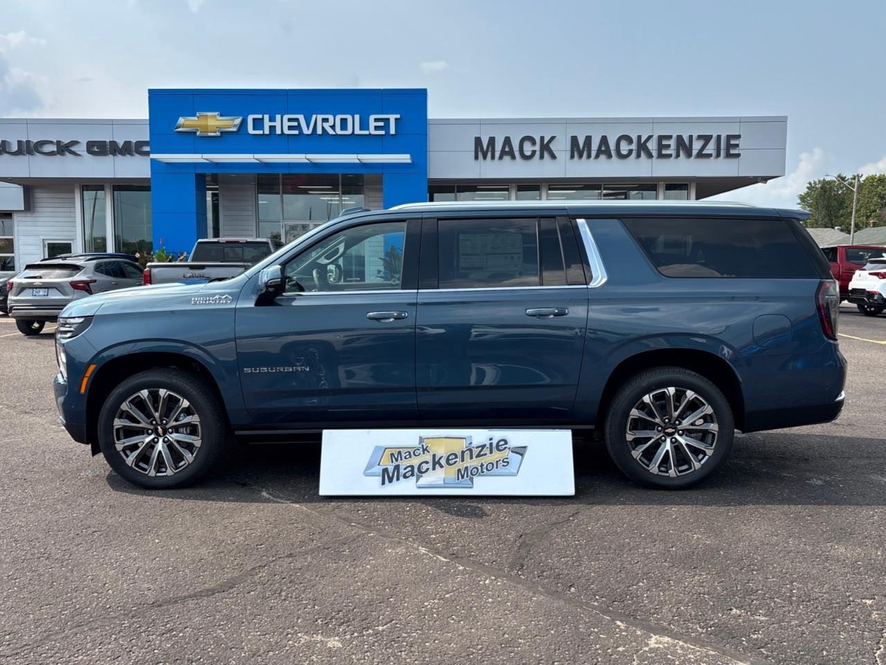2026 Chevrolet Suburban High Country New Full Size 7 Passenger 4X4 SUV with Heated and Ventilated Front Seats, Heated Second Row Seats, Heated Steering Wheel, Max Trailering Package, Super Cruise Hands Free Driving, Panoramic Sunroof, Dr Photo